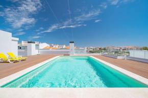 Lagos Modern 1 With Pool by Homing